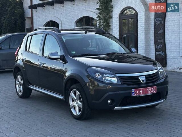 Серый Дачия Sandero StepWay, объемом двигателя 0 л и пробегом 129 тыс. км за 6599 $, фото 39 на Automoto.ua