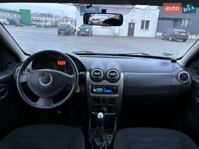 Серый Дачия Sandero StepWay, объемом двигателя 1.5 л и пробегом 181 тыс. км за 7500 $, фото 10 на Automoto.ua