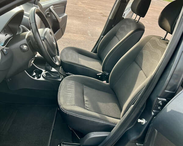 Дачия Sandero StepWay 2010 в Кролевце на Automoto.ua Серый Дачия Sandero StepWay, объемом двигателя 1.6 л и пробегом 203 тыс. км за 6850 $, фото 34 на Automoto.ua