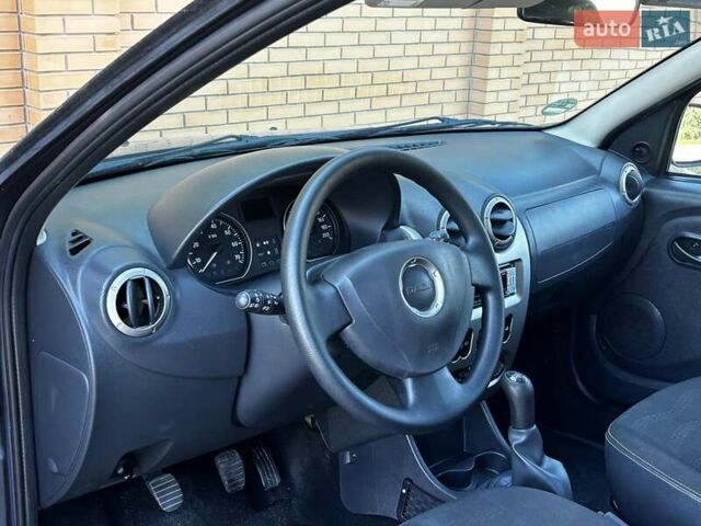 Серый Дачия Sandero StepWay, объемом двигателя 0 л и пробегом 129 тыс. км за 6599 $, фото 77 на Automoto.ua