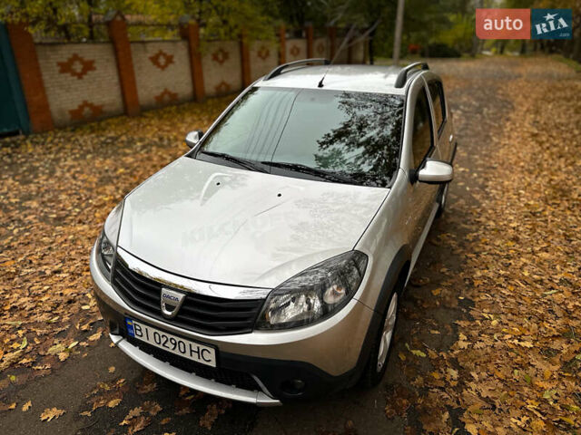 Дачия Sandero StepWay 2010 в Сумах на Automoto.ua Серый Дачия Sandero StepWay, объемом двигателя 1.6 л и пробегом 136 тыс. км за 6700 $, фото 13 на Automoto.ua