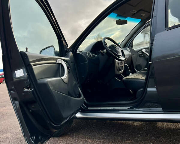 Дачия Sandero StepWay 2010 в Кролевце на Automoto.ua Серый Дачия Sandero StepWay, объемом двигателя 1.6 л и пробегом 203 тыс. км за 6850 $, фото 25 на Automoto.ua