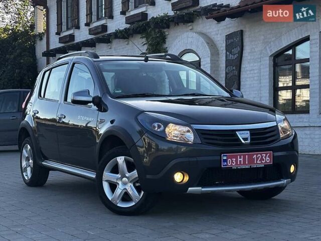 Серый Дачия Sandero StepWay, объемом двигателя 0 л и пробегом 129 тыс. км за 6599 $, фото 7 на Automoto.ua