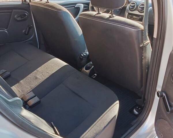 Сірий Дачія Sandero StepWay, об'ємом двигуна 1.6 л та пробігом 204 тис. км за 6200 $, фото 14 на Automoto.ua