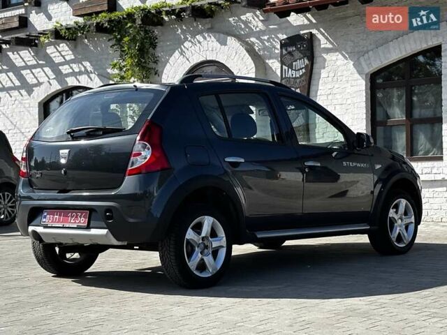 Серый Дачия Sandero StepWay, объемом двигателя 0 л и пробегом 129 тыс. км за 6599 $, фото 32 на Automoto.ua
