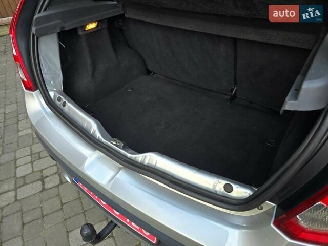 Сірий Дачія Sandero StepWay, об'ємом двигуна 1.6 л та пробігом 147 тис. км за 6800 $, фото 113 на Automoto.ua