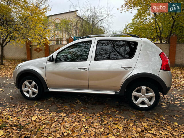 Дачия Sandero StepWay 2010 в Сумах на Automoto.ua Серый Дачия Sandero StepWay, объемом двигателя 1.6 л и пробегом 136 тыс. км за 6700 $, фото 8 на Automoto.ua