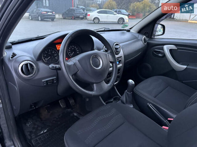 Серый Дачия Sandero StepWay, объемом двигателя 1.5 л и пробегом 181 тыс. км за 7500 $, фото 8 на Automoto.ua