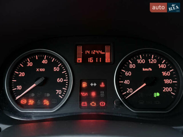 Серый Дачия Sandero StepWay, объемом двигателя 1.6 л и пробегом 141 тыс. км за 6200 $, фото 98 на Automoto.ua