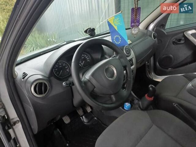 Сірий Дачія Sandero StepWay, об'ємом двигуна 1.5 л та пробігом 201 тис. км за 6400 $, фото 19 на Automoto.ua