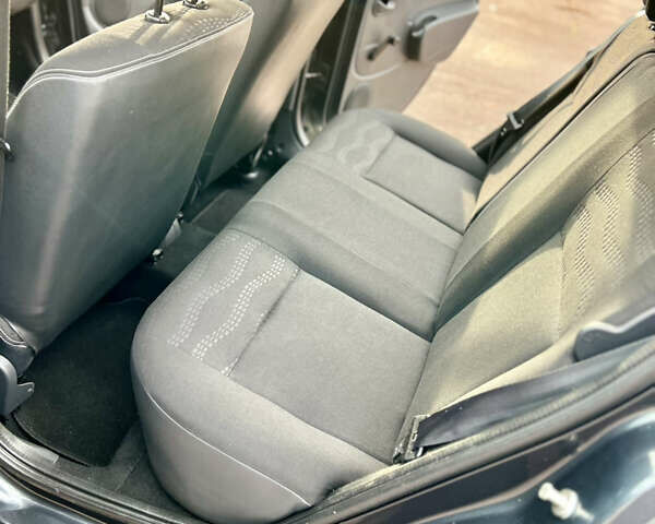 Дачия Sandero StepWay 2010 в Кролевце на Automoto.ua Серый Дачия Sandero StepWay, объемом двигателя 1.6 л и пробегом 203 тыс. км за 6850 $, фото 32 на Automoto.ua