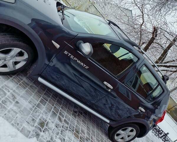 Серый Дачия Sandero StepWay, объемом двигателя 1.6 л и пробегом 172 тыс. км за 6650 $, фото 5 на Automoto.ua