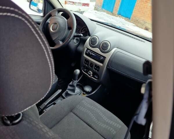 Серый Дачия Sandero StepWay, объемом двигателя 1.6 л и пробегом 172 тыс. км за 6650 $, фото 77 на Automoto.ua
