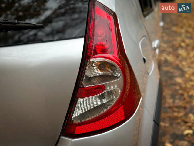 Дачия Sandero StepWay 2010 в Сумах на Automoto.ua Серый Дачия Sandero StepWay, объемом двигателя 1.6 л и пробегом 136 тыс. км за 6700 $, фото 23 на Automoto.ua