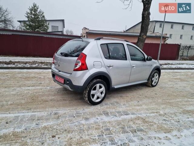Сірий Дачія Sandero StepWay, об'ємом двигуна 1.6 л та пробігом 129 тис. км за 5950 $, фото 5 на Automoto.ua
