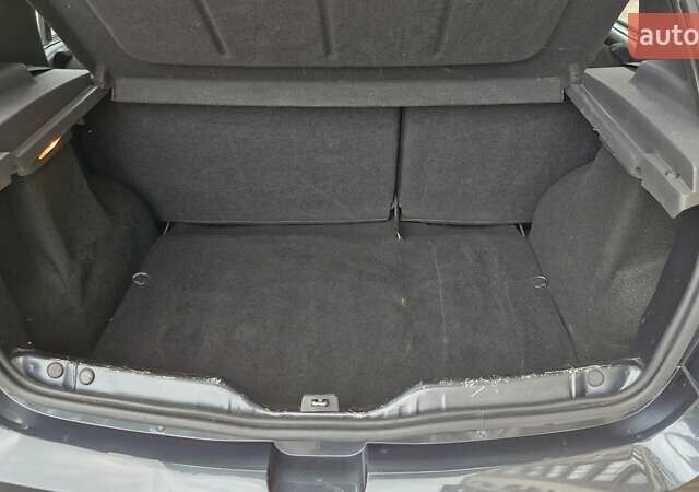 Серый Дачия Sandero StepWay, объемом двигателя 1.6 л и пробегом 191 тыс. км за 6999 $, фото 37 на Automoto.ua