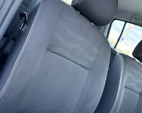 Серый Дачия Sandero StepWay, объемом двигателя 1.6 л и пробегом 141 тыс. км за 6200 $, фото 86 на Automoto.ua