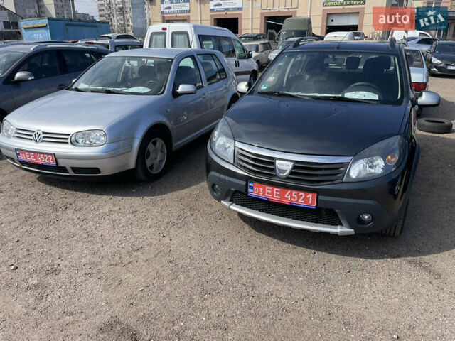 Серый Дачия Sandero StepWay, объемом двигателя 1.6 л и пробегом 168 тыс. км за 6500 $, фото 20 на Automoto.ua