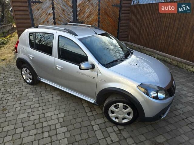 Сірий Дачія Sandero StepWay, об'ємом двигуна 1.6 л та пробігом 147 тис. км за 6800 $, фото 7 на Automoto.ua