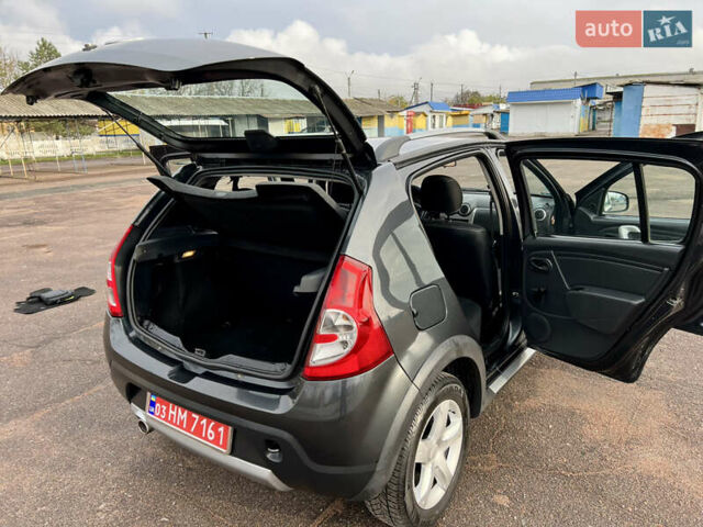 Сірий Дачія Sandero StepWay, об'ємом двигуна 1.6 л та пробігом 203 тис. км за 6700 $, фото 30 на Automoto.ua