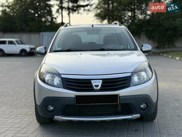 Сірий Дачія Sandero StepWay, об'ємом двигуна 1.6 л та пробігом 116 тис. км за 6450 $, фото 4 на Automoto.ua