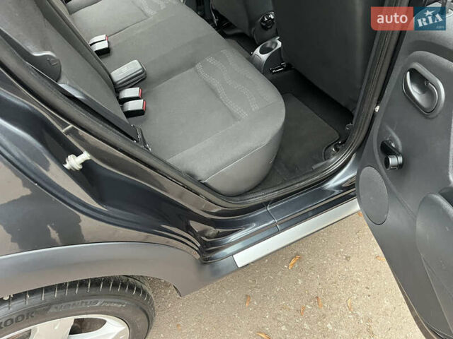 Серый Дачия Sandero StepWay, объемом двигателя 1.6 л и пробегом 60 тыс. км за 6999 $, фото 72 на Automoto.ua