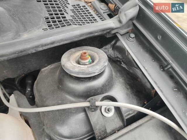 Серый Дачия Sandero StepWay, объемом двигателя 1.6 л и пробегом 133 тыс. км за 6800 $, фото 40 на Automoto.ua