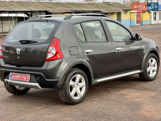 Сірий Дачія Sandero StepWay, об'ємом двигуна 1.6 л та пробігом 203 тис. км за 6700 $, фото 11 на Automoto.ua