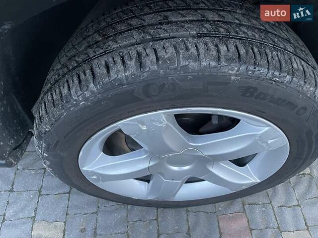 Дачия Sandero StepWay 2011 в Луцке на Automoto.ua Серый Дачия Sandero StepWay, объемом двигателя 1.6 л и пробегом 166 тыс. км за 6299 $, фото 19 на Automoto.ua