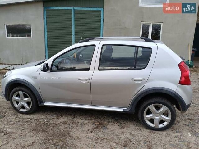 Дачия Sandero StepWay 2011 в Любешов на Automoto.ua Серый Дачия Sandero StepWay, объемом двигателя 1.6 л и пробегом 201 тыс. км за 6100 $, фото 6 на Automoto.ua