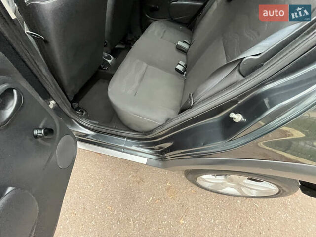 Серый Дачия Sandero StepWay, объемом двигателя 1.6 л и пробегом 60 тыс. км за 6999 $, фото 83 на Automoto.ua
