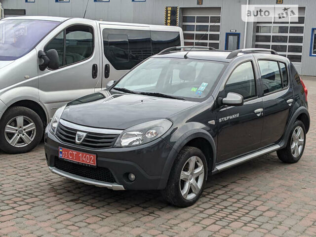 Серый Дачия Sandero StepWay, объемом двигателя 1.6 л и пробегом 225 тыс. км за 6100 $, фото 62 на Automoto.ua