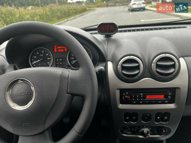 Серый Дачия Sandero StepWay, объемом двигателя 1.6 л и пробегом 190 тыс. км за 6500 $, фото 18 на Automoto.ua