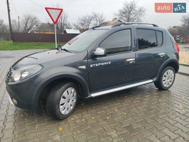Серый Дачия Sandero StepWay, объемом двигателя 1.6 л и пробегом 133 тыс. км за 6800 $, фото 6 на Automoto.ua