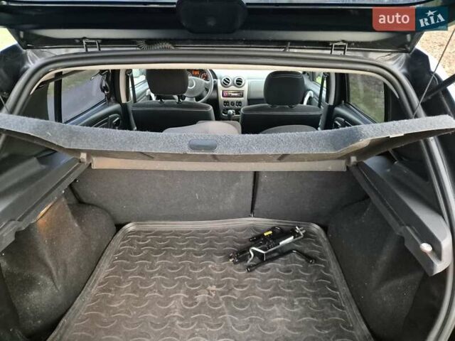 Сірий Дачія Sandero StepWay, об'ємом двигуна 1.6 л та пробігом 190 тис. км за 5800 $, фото 8 на Automoto.ua