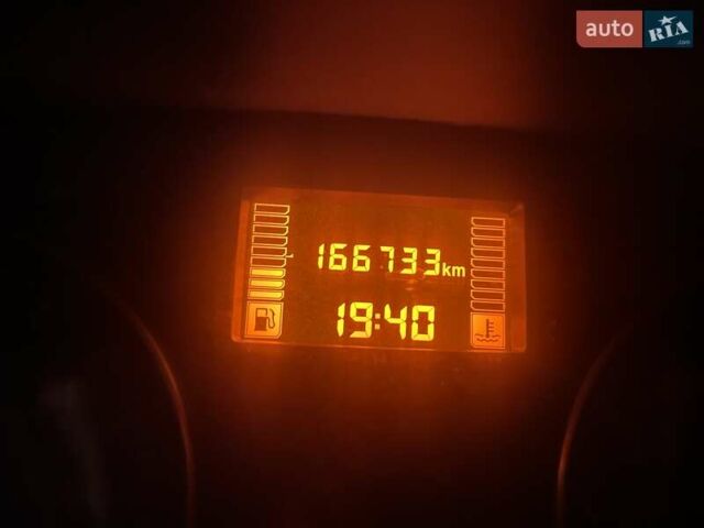 Дачия Sandero StepWay 2011 в Луцке на Automoto.ua Серый Дачия Sandero StepWay, объемом двигателя 1.6 л и пробегом 166 тыс. км за 6299 $, фото 24 на Automoto.ua