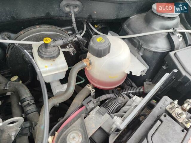 Серый Дачия Sandero StepWay, объемом двигателя 1.6 л и пробегом 133 тыс. км за 6800 $, фото 35 на Automoto.ua