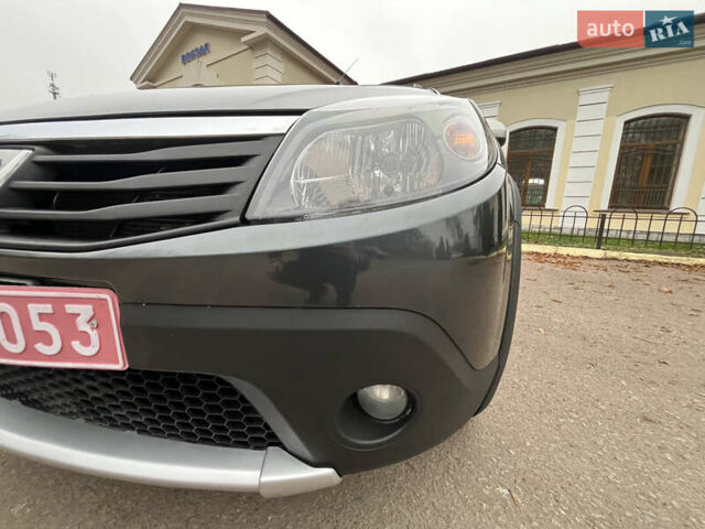Серый Дачия Sandero StepWay, объемом двигателя 1.6 л и пробегом 60 тыс. км за 6999 $, фото 119 на Automoto.ua