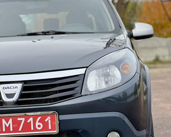Сірий Дачія Sandero StepWay, об'ємом двигуна 1.6 л та пробігом 203 тис. км за 6700 $, фото 18 на Automoto.ua