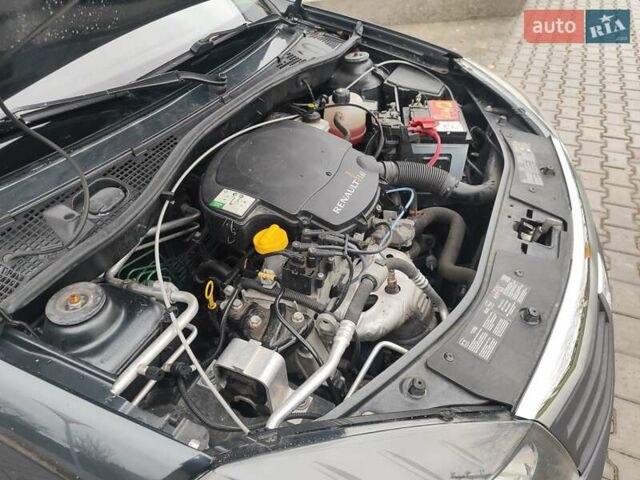 Серый Дачия Sandero StepWay, объемом двигателя 1.6 л и пробегом 133 тыс. км за 6800 $, фото 37 на Automoto.ua