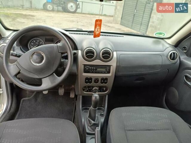 Дачия Sandero StepWay 2011 в Любешов на Automoto.ua Серый Дачия Sandero StepWay, объемом двигателя 1.6 л и пробегом 201 тыс. км за 6100 $, фото 10 на Automoto.ua