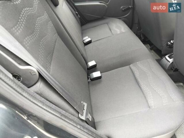 Серый Дачия Sandero StepWay, объемом двигателя 1.6 л и пробегом 168 тыс. км за 7450 $, фото 32 на Automoto.ua