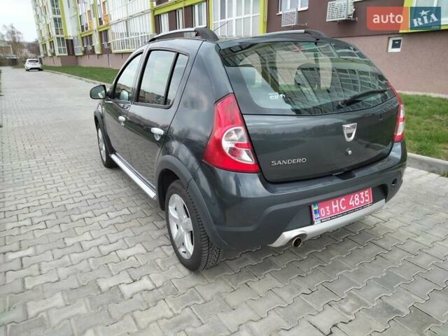 Серый Дачия Sandero StepWay, объемом двигателя 1.6 л и пробегом 168 тыс. км за 7450 $, фото 13 на Automoto.ua