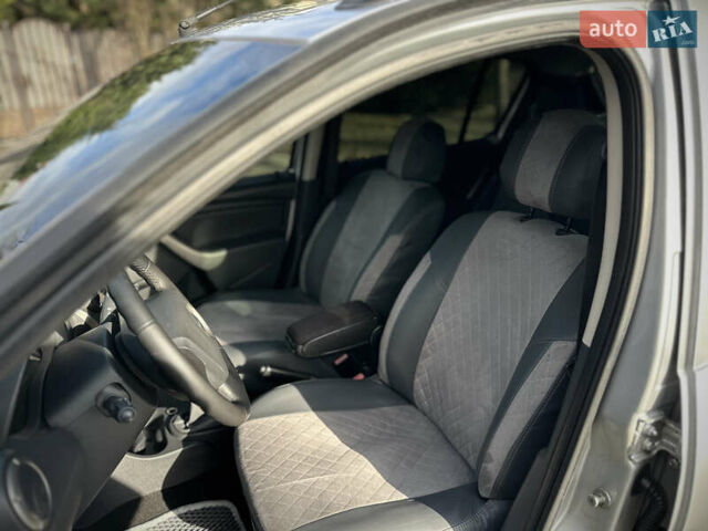 Сірий Дачія Sandero StepWay, об'ємом двигуна 1.6 л та пробігом 239 тис. км за 6900 $, фото 54 на Automoto.ua