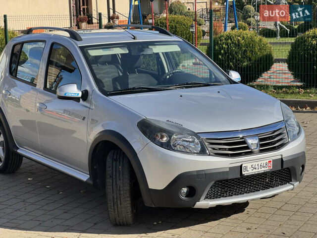 Дачия Sandero StepWay 2012 в Стрые на Automoto.ua Серый Дачия Sandero StepWay, объемом двигателя 1.6 л и пробегом 94 тыс. км за 6899 $, фото 6 на Automoto.ua