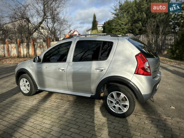 Сірий Дачія Sandero StepWay, об'ємом двигуна 1.6 л та пробігом 239 тис. км за 6900 $, фото 7 на Automoto.ua