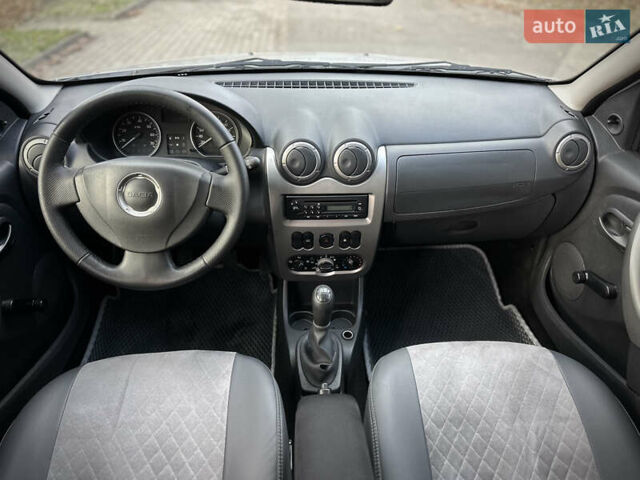 Сірий Дачія Sandero StepWay, об'ємом двигуна 1.6 л та пробігом 239 тис. км за 6900 $, фото 58 на Automoto.ua