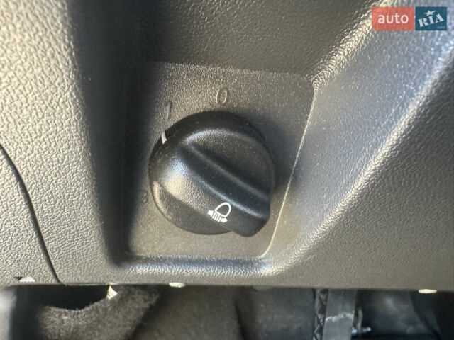 Дачия Sandero StepWay 2012 в Стрые на Automoto.ua Серый Дачия Sandero StepWay, объемом двигателя 1.6 л и пробегом 94 тыс. км за 6899 $, фото 21 на Automoto.ua