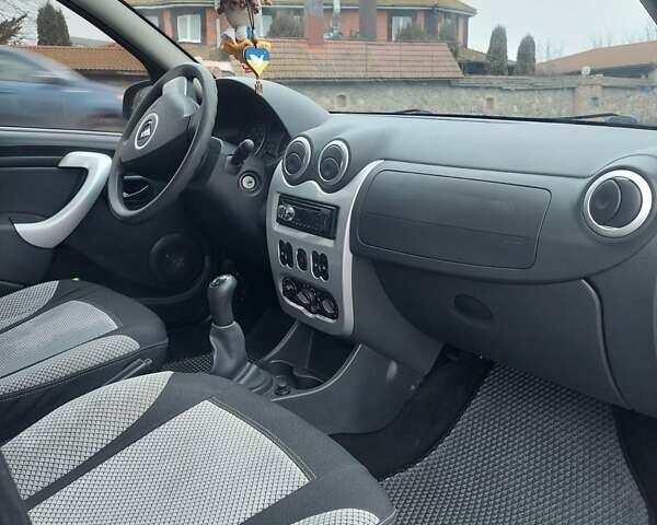 Сірий Дачія Sandero StepWay, об'ємом двигуна 1.6 л та пробігом 152 тис. км за 5950 $, фото 13 на Automoto.ua