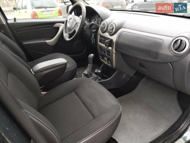 Серый Дачия Sandero StepWay, объемом двигателя 1.6 л и пробегом 168 тыс. км за 7450 $, фото 29 на Automoto.ua